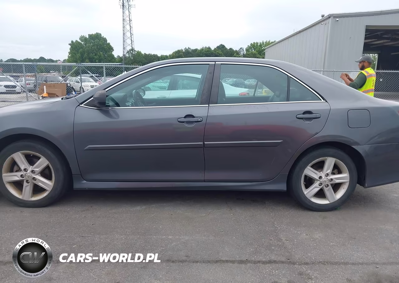 2013 Toyota Camry VIN:4T1BF1FK0DU264836 - 14