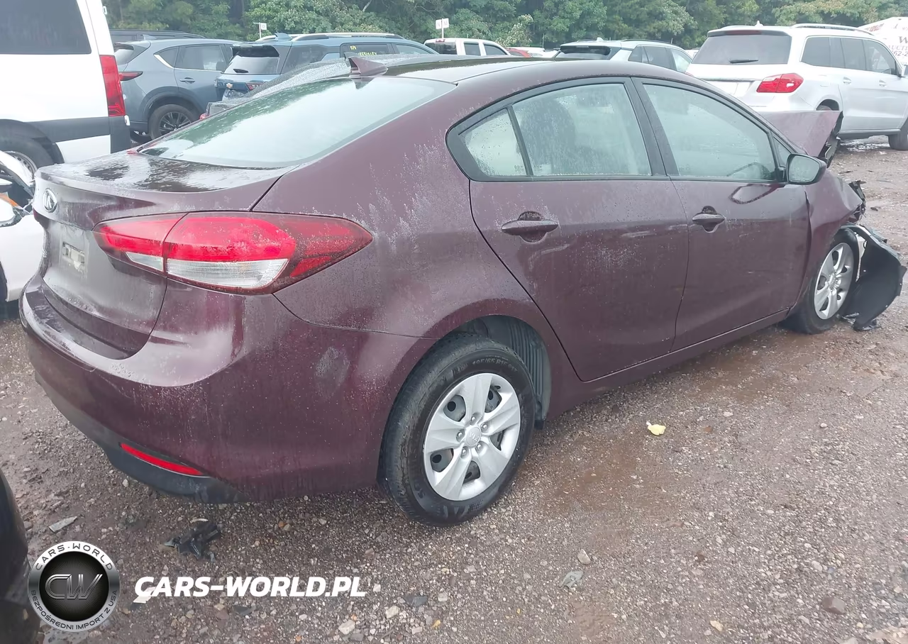 2018 Kia Forte Lx VIN:3KPFL4A73JE273317 - 4