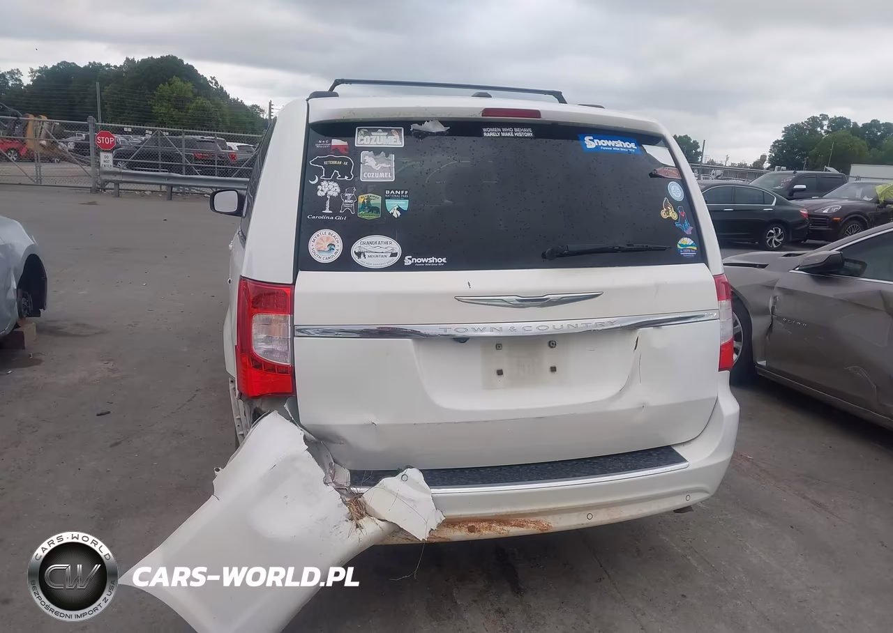 2011 Chrysler Town & Country Touring-L VIN:2A4RR8DGXBR614785 - 15
