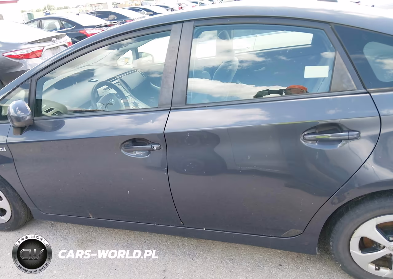 2013 Toyota Prius Three VIN:JTDKN3DU7D5553133 - 13