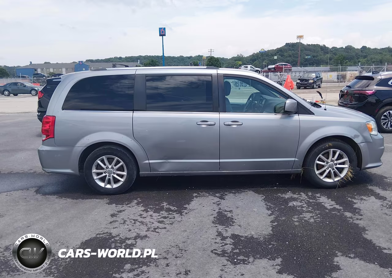 2018 Dodge Grand Caravan Sxt VIN:2C4RDGCG1JR299874 - 14