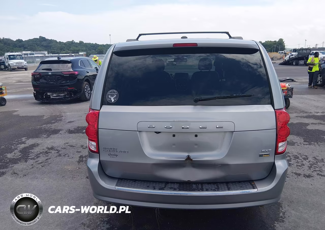 2018 Dodge Grand Caravan Sxt VIN:2C4RDGCG1JR299874 - 16
