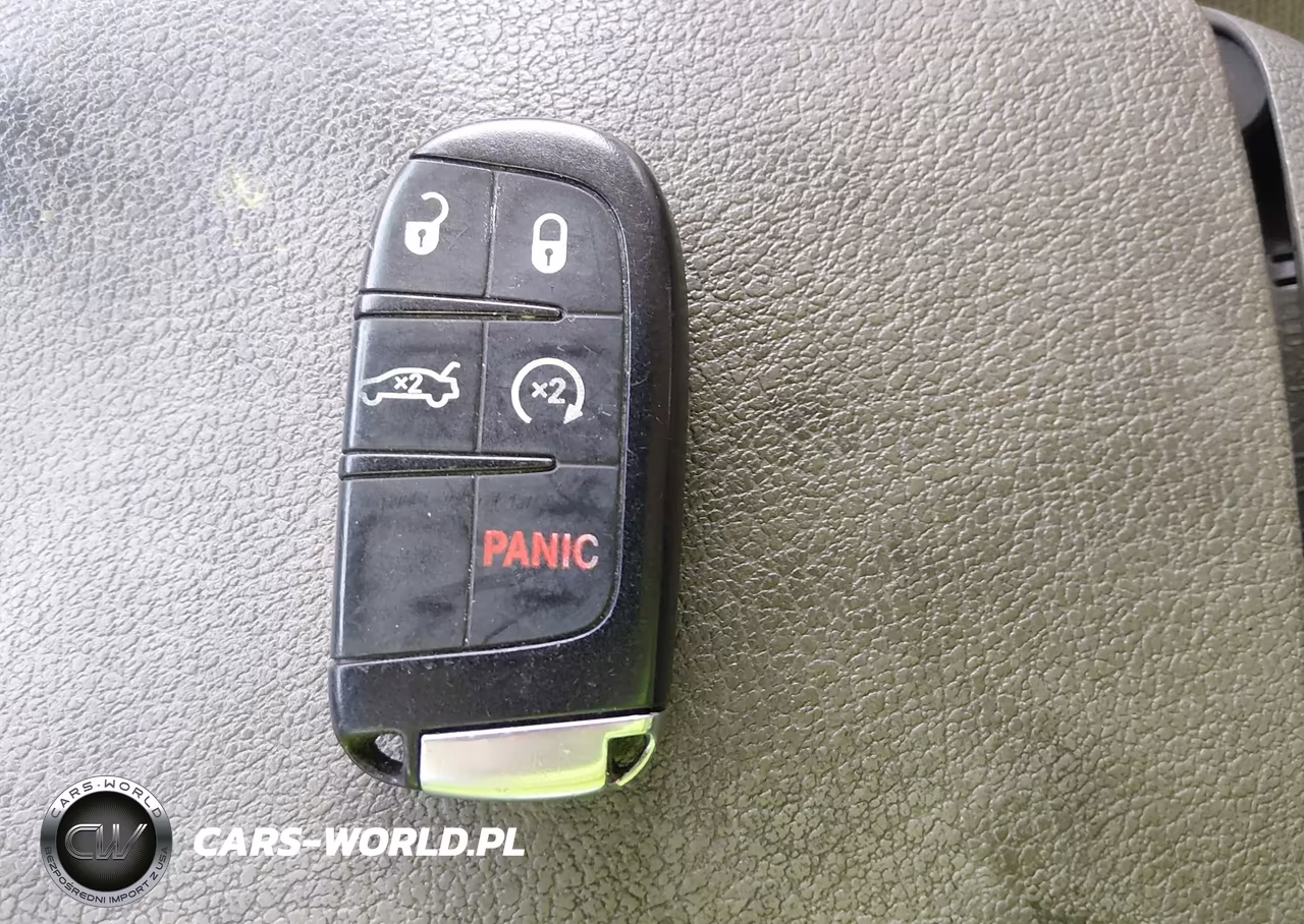 2018 Dodge Challenger Sxt Plus VIN:2C3CDZAG0JH258733 - 11