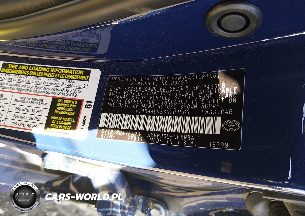 2025 Toyota Camry Le VIN:4T1DAACK5SU201563 - 9