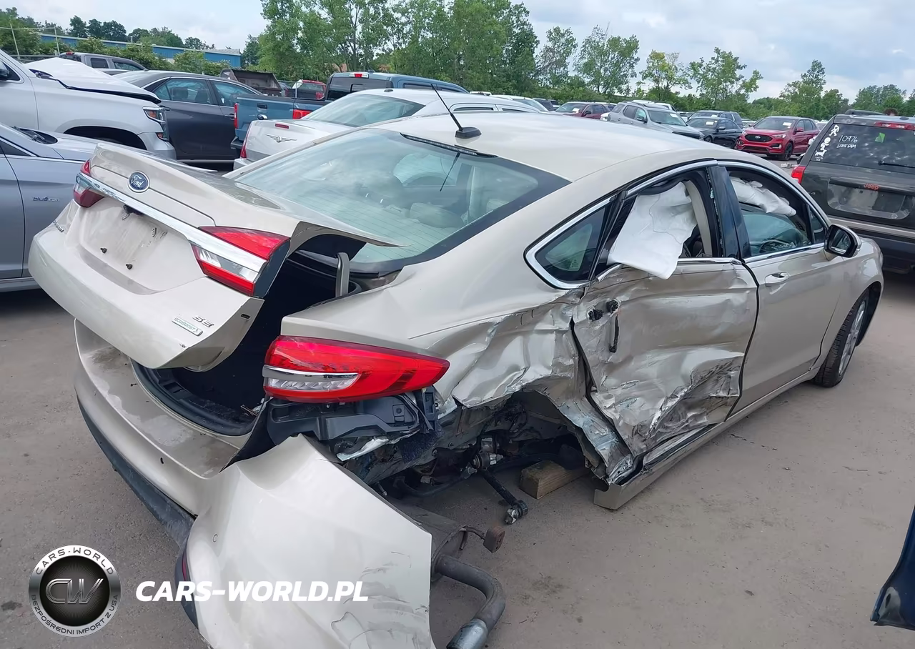 2017 Ford Fusion Se VIN:3FA6P0HD4HR405504 - 4