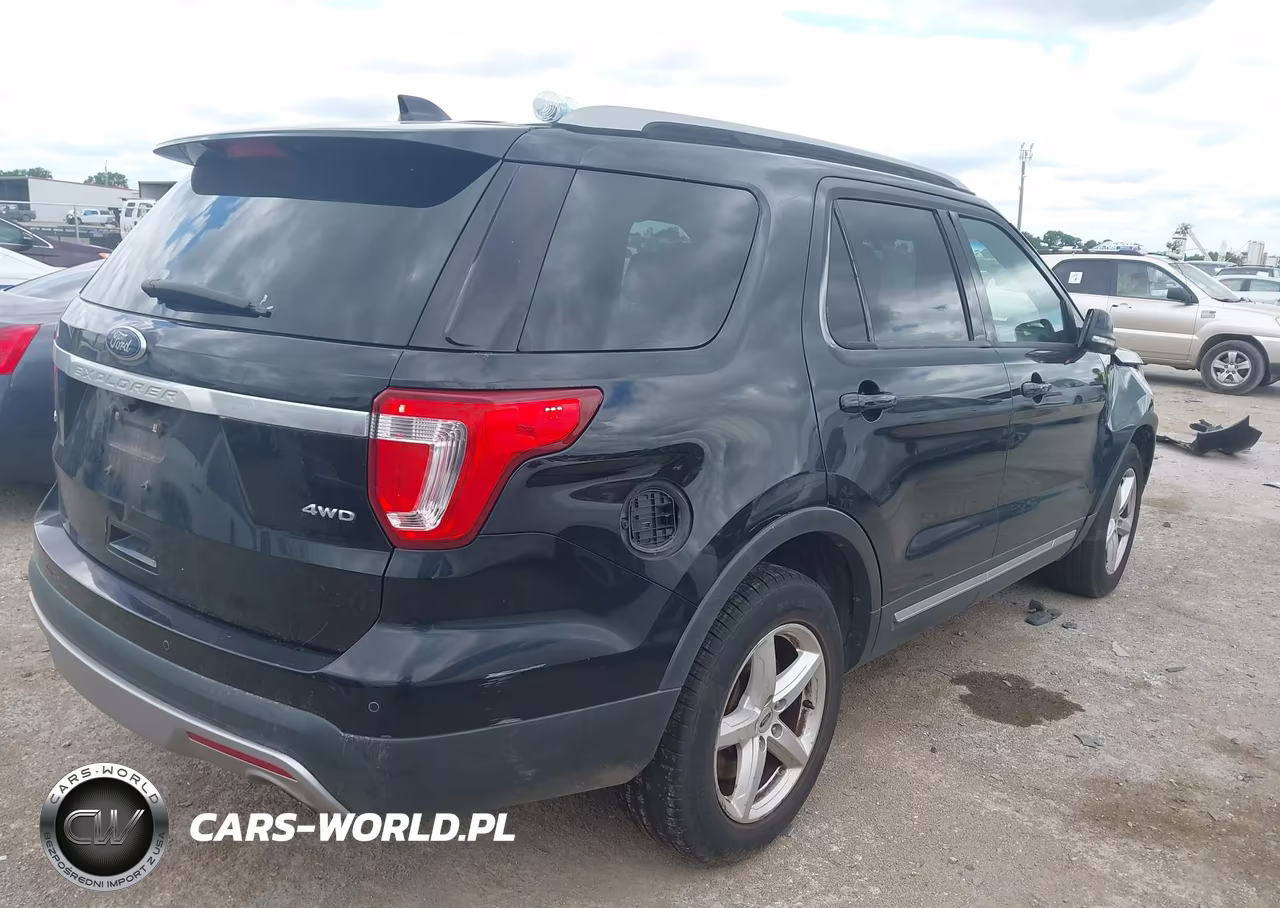 2016 Ford Explorer Xlt VIN:1FM5K8D81GGC23448 - 4