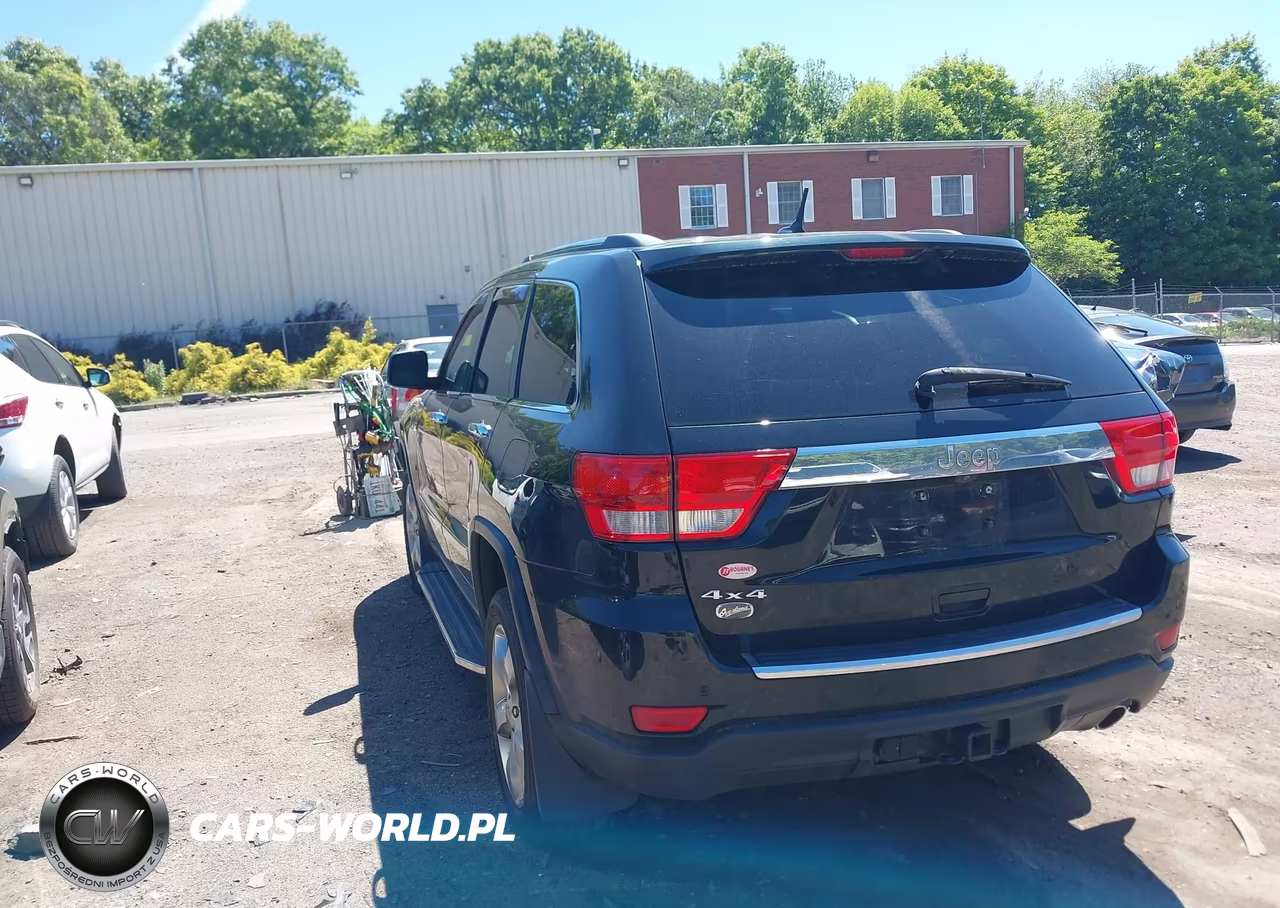 2013 Jeep Grand Cherokee Overland VIN:1C4RJFCG5DC545079 - 3