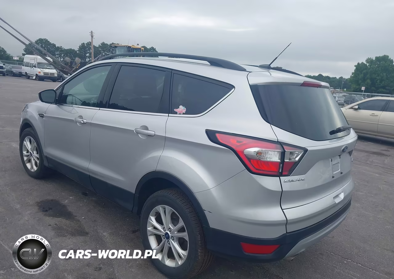 2017 Ford Escape Se VIN:1FMCU0GD7HUD83462 - 3