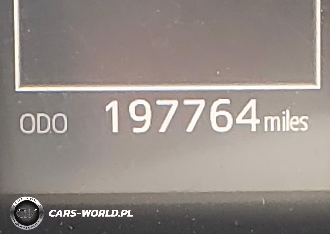 2020 Toyota Camry Le VIN:4T1C11AK4LU889524 - 15