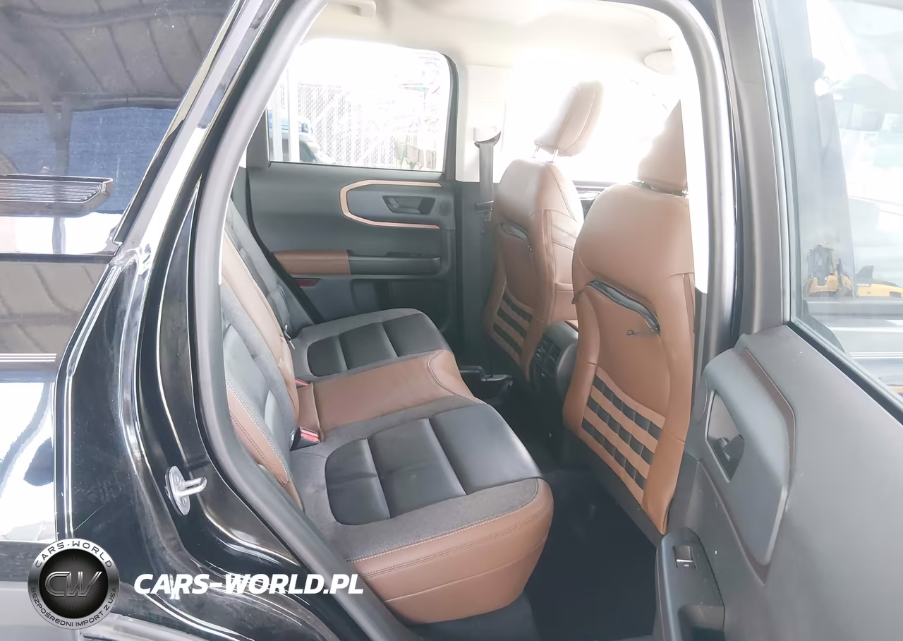 2022 Ford Bronco Sport Outer Banks VIN:3FMCR9C60NRD10840 - 8