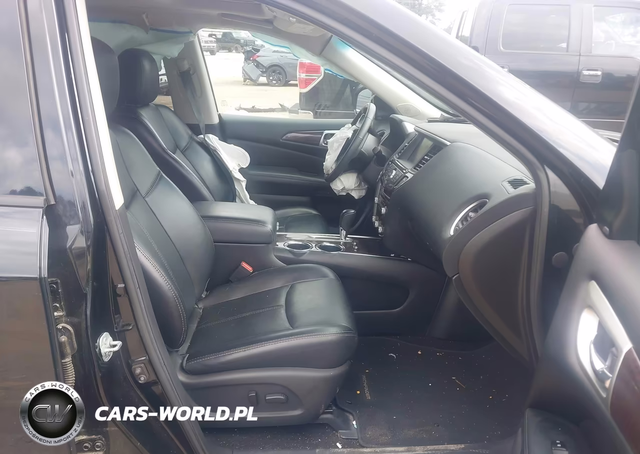 2016 Nissan Pathfinder Platinum VIN:5N1AR2MN6GC615524 - 5