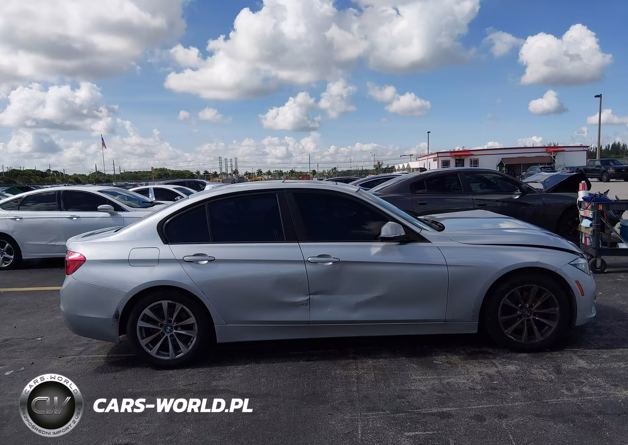 2017 BMW 320I VIN:WBA8E1G58HNU13212 - 13