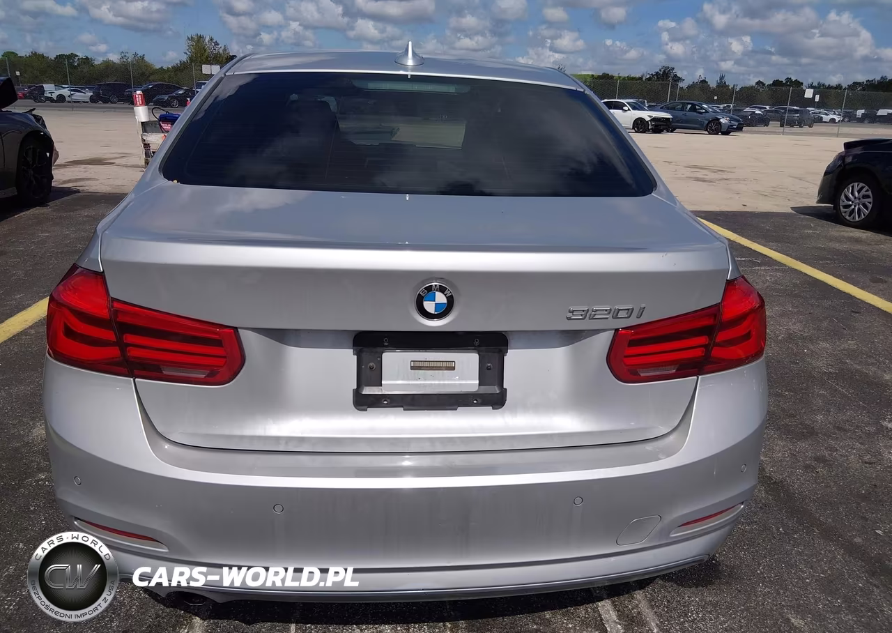 2017 BMW 320I VIN:WBA8E1G58HNU13212 - 16