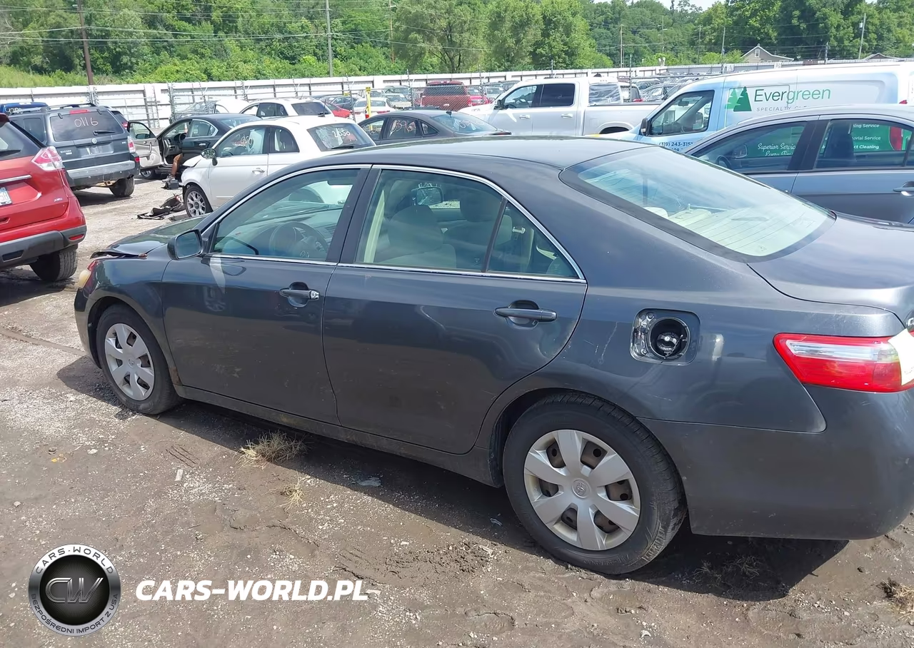 2007 Toyota Camry Le VIN:4T1BE46K17U070177 - 15