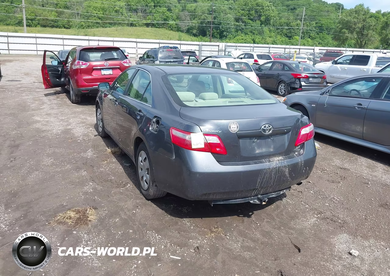 2007 Toyota Camry Le VIN:4T1BE46K17U070177 - 3