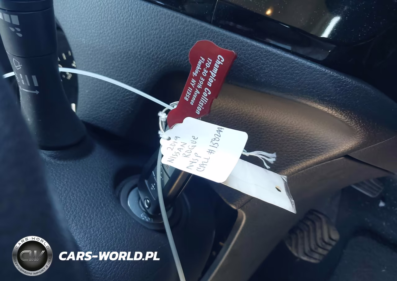 2019 Nissan Rogue S VIN:KNMAT2MV5KP506771 - 11