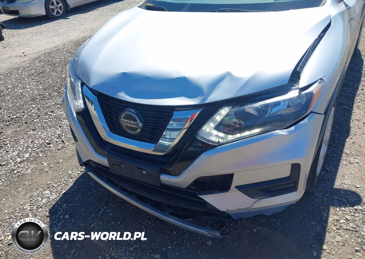 2019 Nissan Rogue S VIN:KNMAT2MV5KP506771 - 6