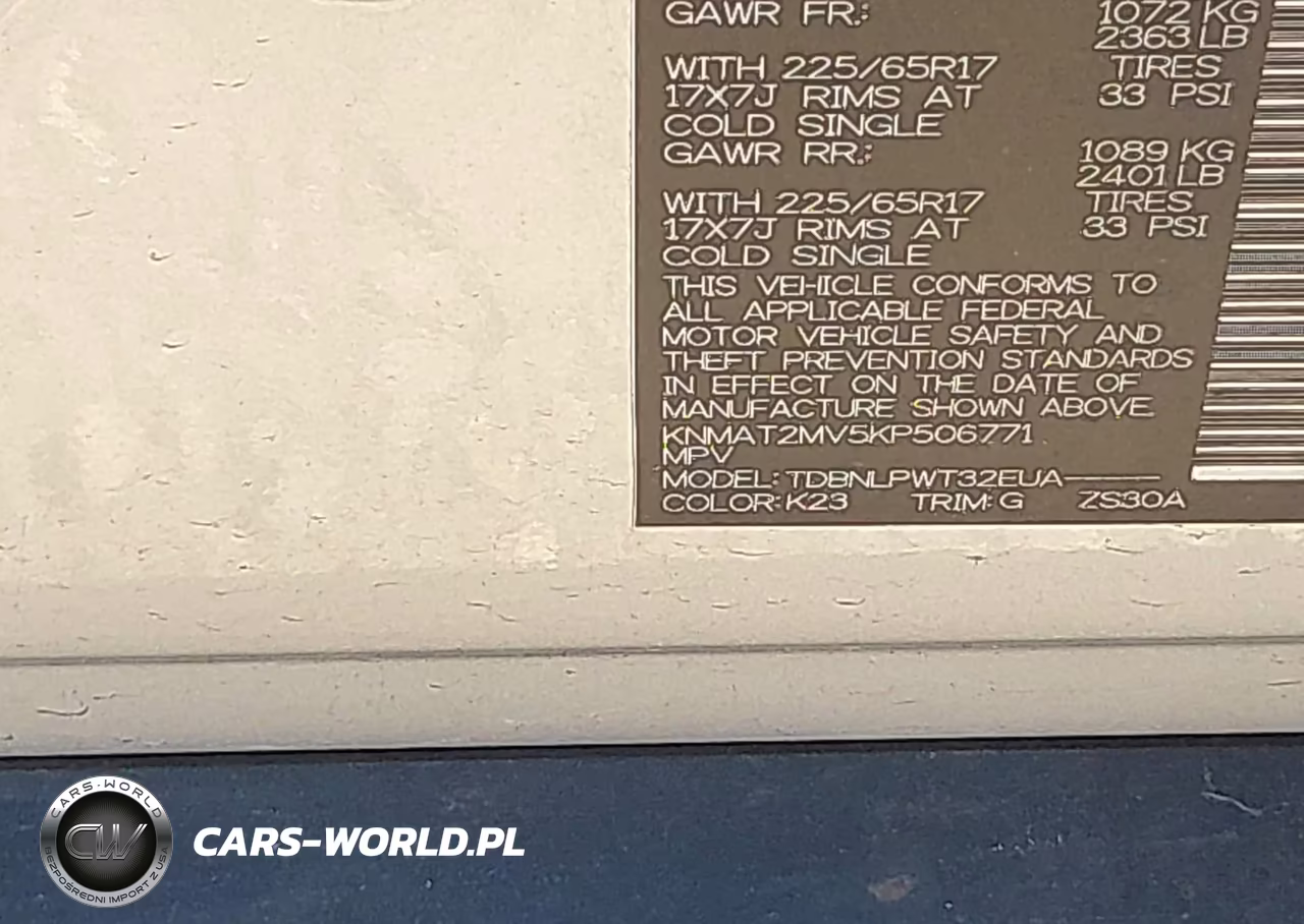 2019 Nissan Rogue S VIN:KNMAT2MV5KP506771 - 9
