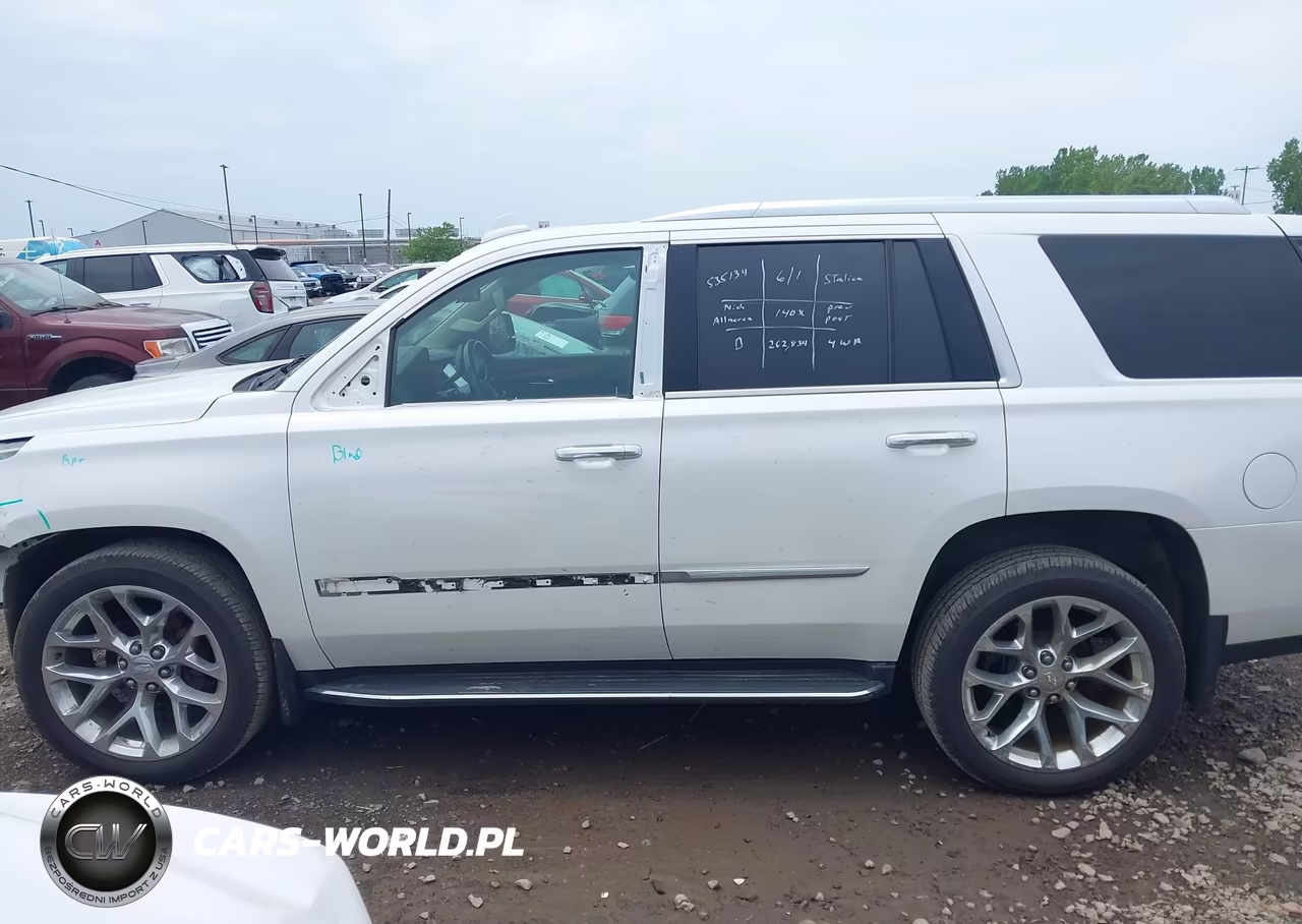 2019 Cadillac Escalade Luxury VIN:1GYS4BKJ7KR260080 - 15