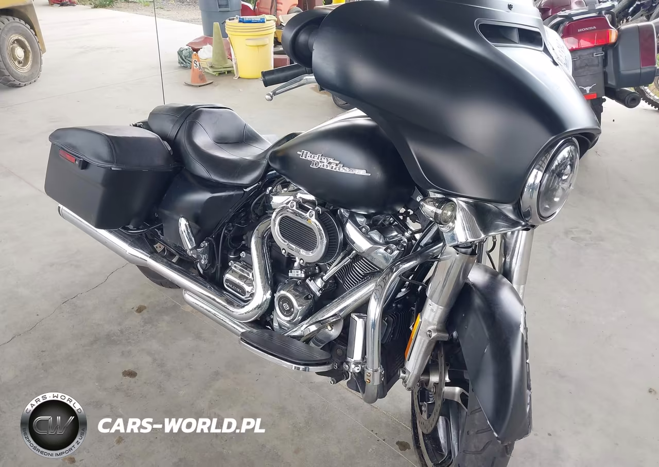 2017 Harley-Davidson Flhx Street Glide – zdjęcie 1 z 12