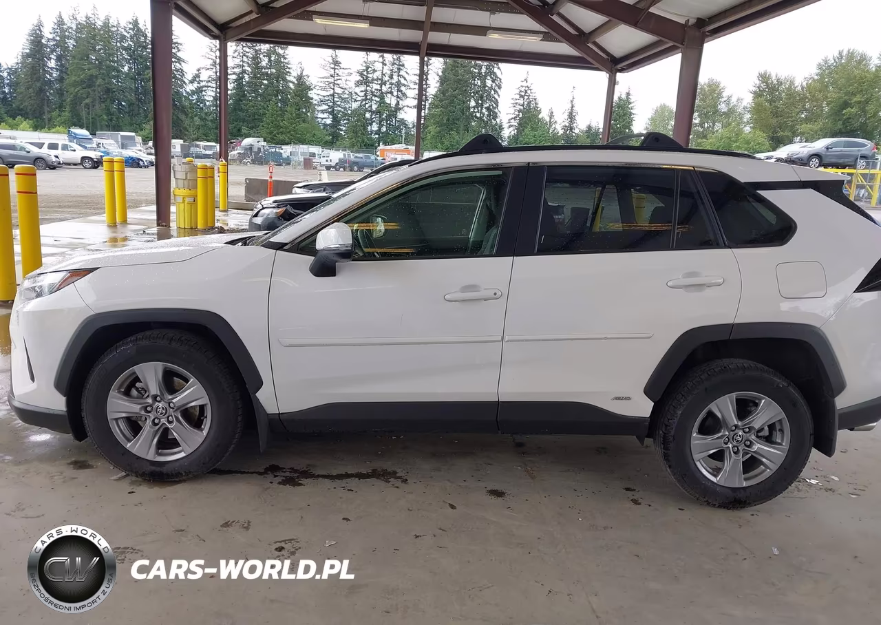 2024 Toyota Rav4 Hybrid Xle VIN:JTMRWRFV2RD263691 - 14