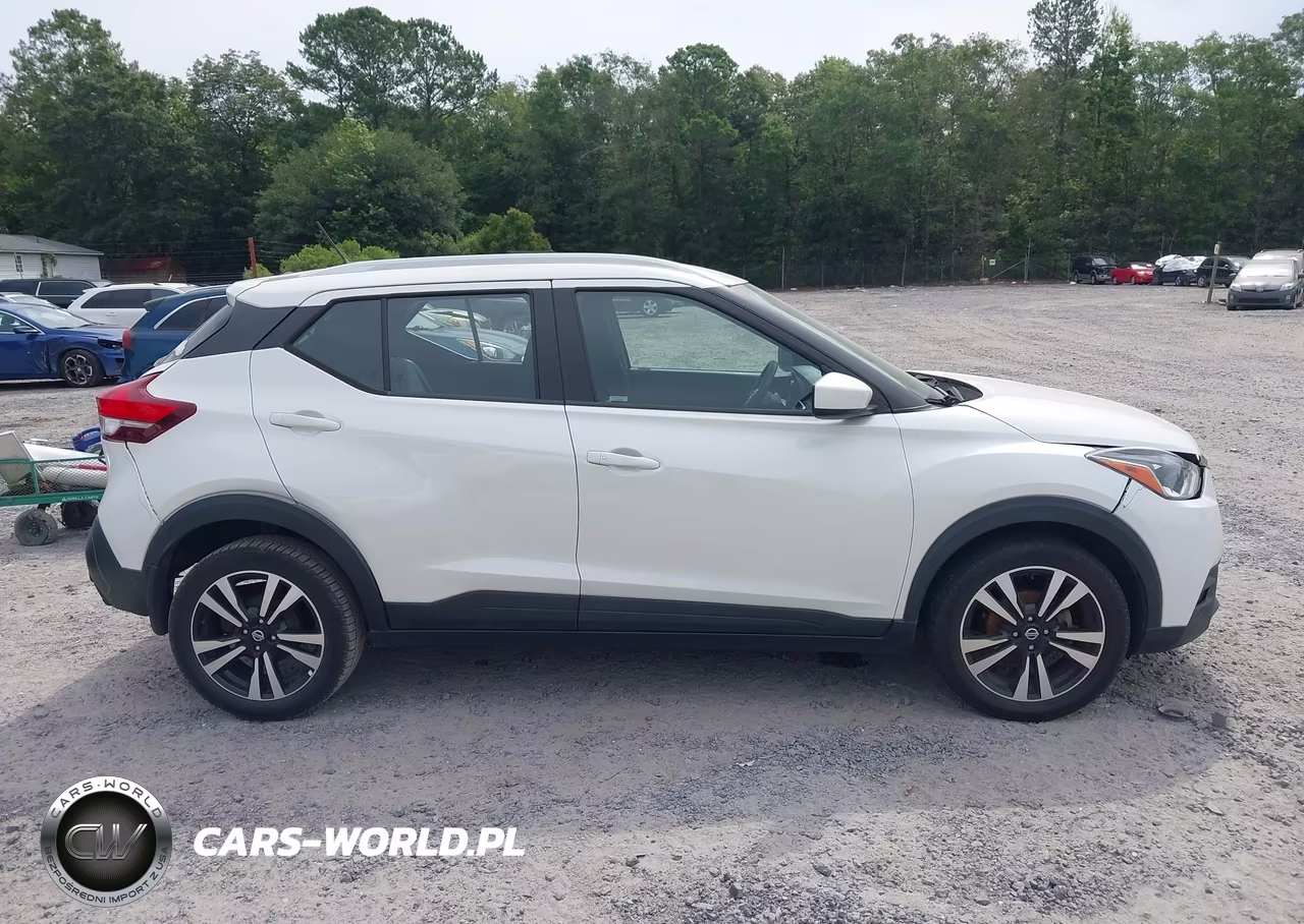 2019 Nissan Kicks Sv VIN:3N1CP5CU0KL555737 - 13