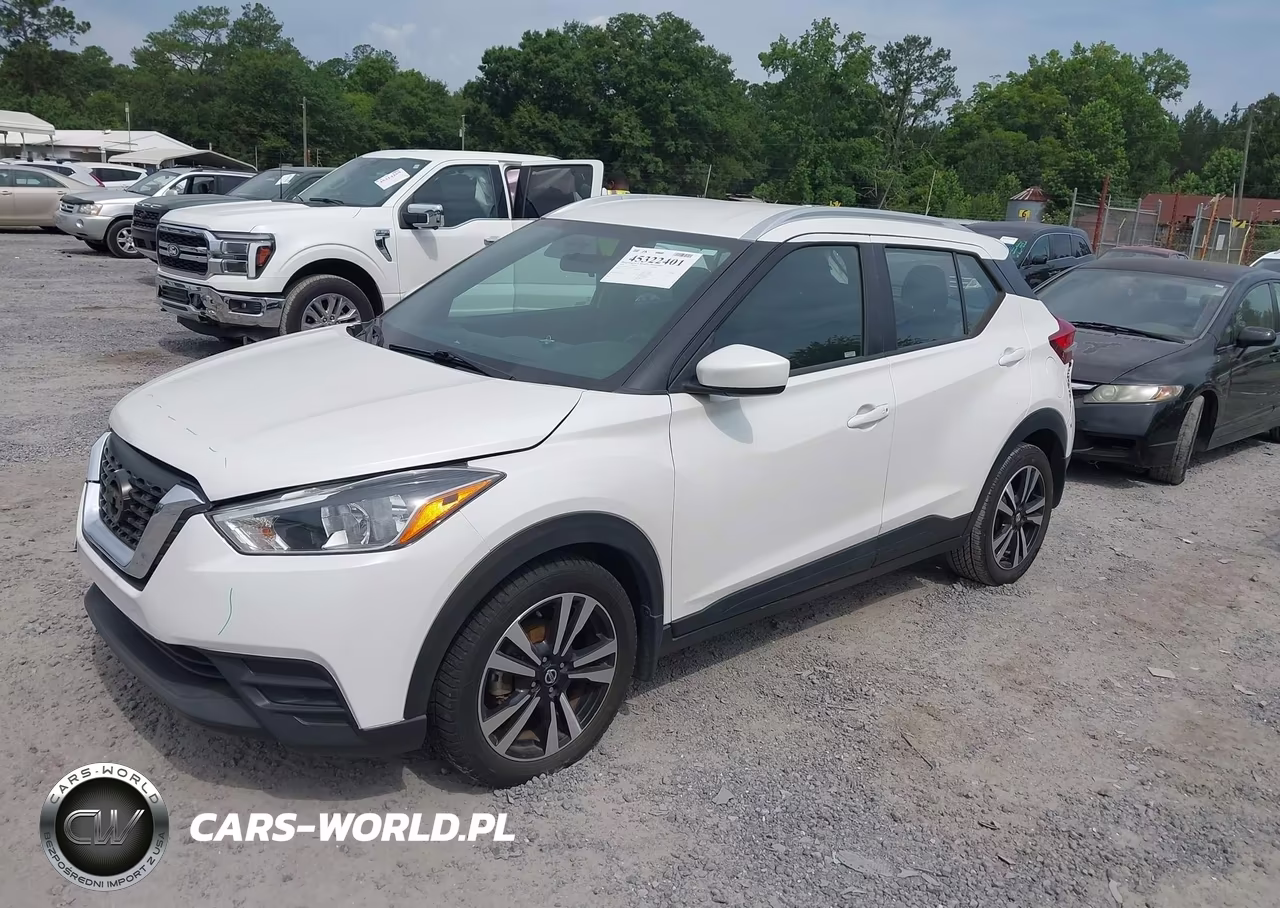 2019 Nissan Kicks Sv VIN:3N1CP5CU0KL555737 - 2