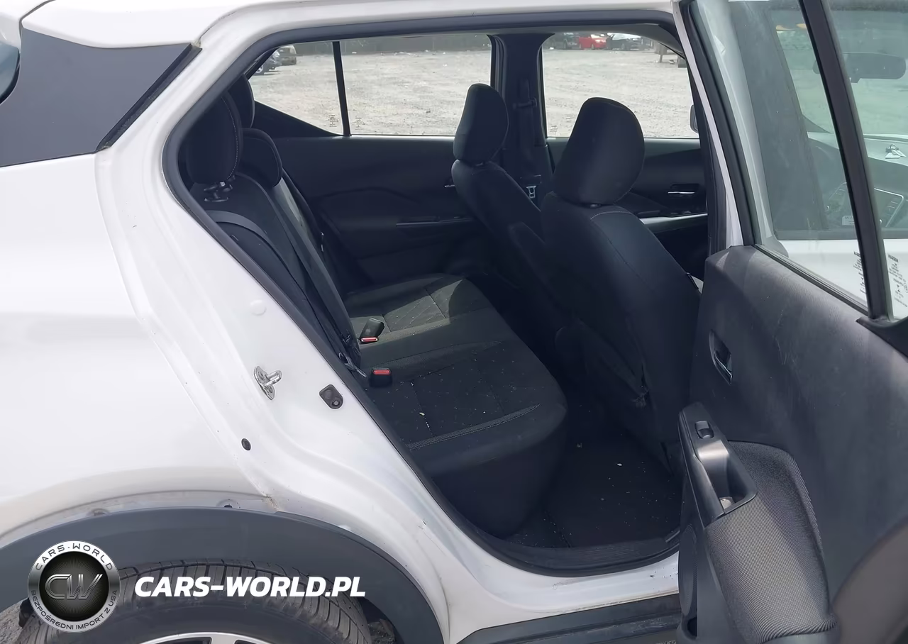 2019 Nissan Kicks Sv VIN:3N1CP5CU0KL555737 - 8