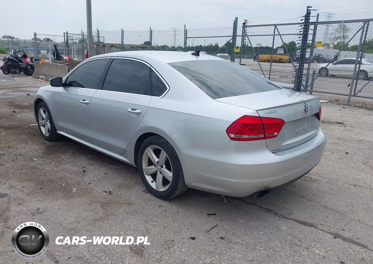2014 Volkswagen Passat 1.8T Wolfsburg Edition VIN:1VWAT7A30EC037694 - 3