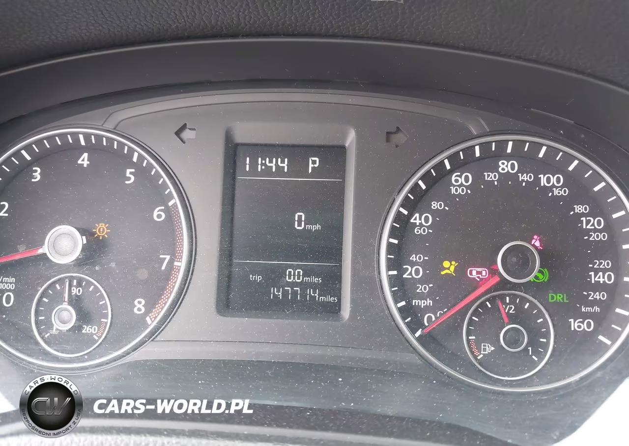 2014 Volkswagen Passat 1.8T Wolfsburg Edition VIN:1VWAT7A30EC037694 - 7