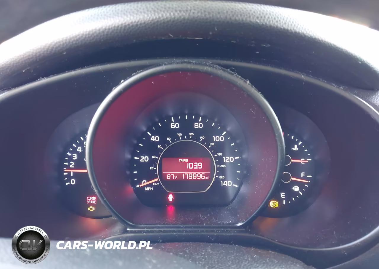 2016 Kia Soul VIN:KNDJN2A21G7829324 - 7