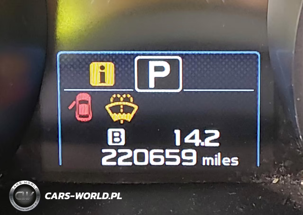 2018 Subaru Legacy 2.5I Premium VIN:4S3BNAF67J3015655 - 15