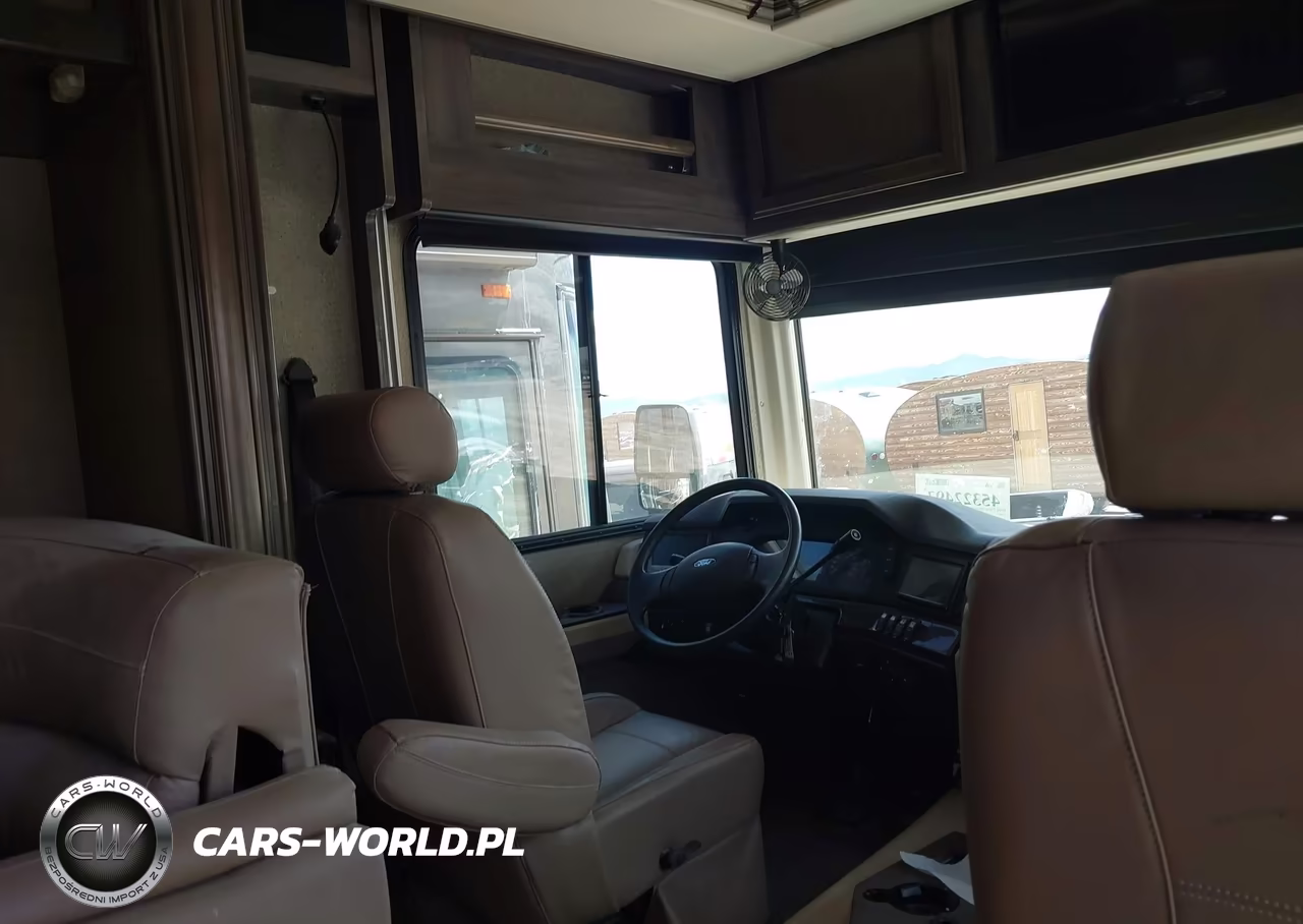 2018 Ford F53 VIN:1F66F5DY1J0A05749 - 5