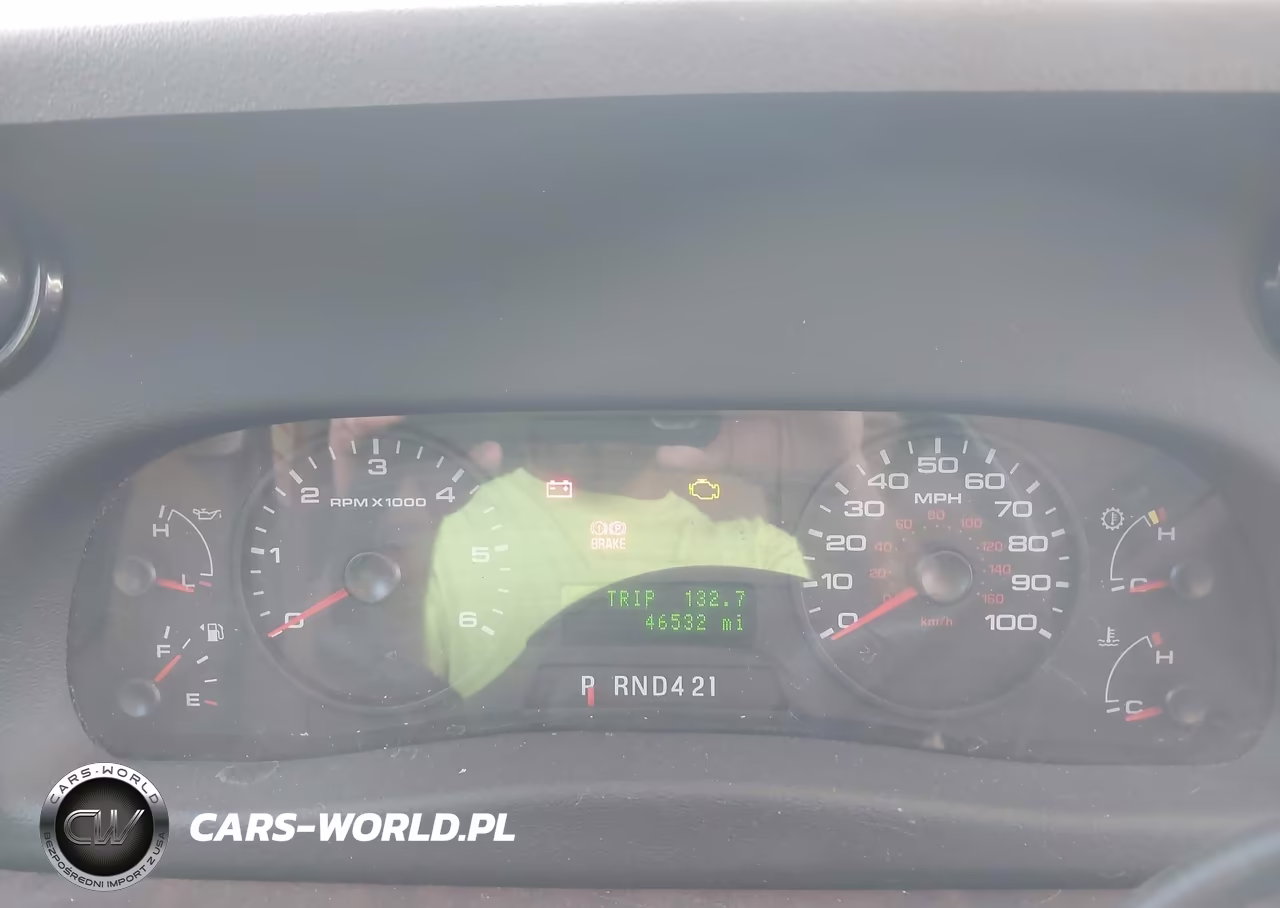 2018 Ford F53 VIN:1F66F5DY1J0A05749 - 7