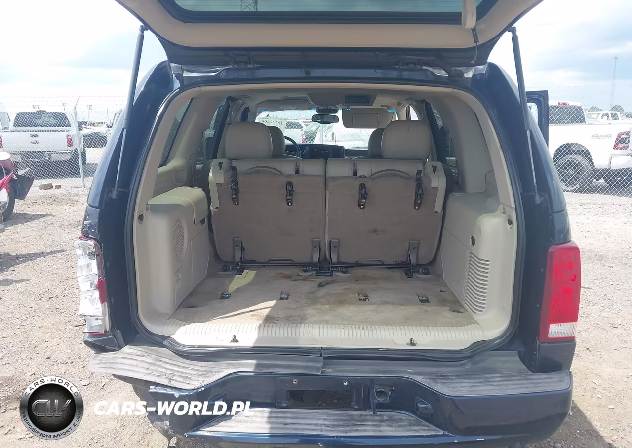 2004 Cadillac Escalade Standard VIN:1GYEC63T74R322653 - 17