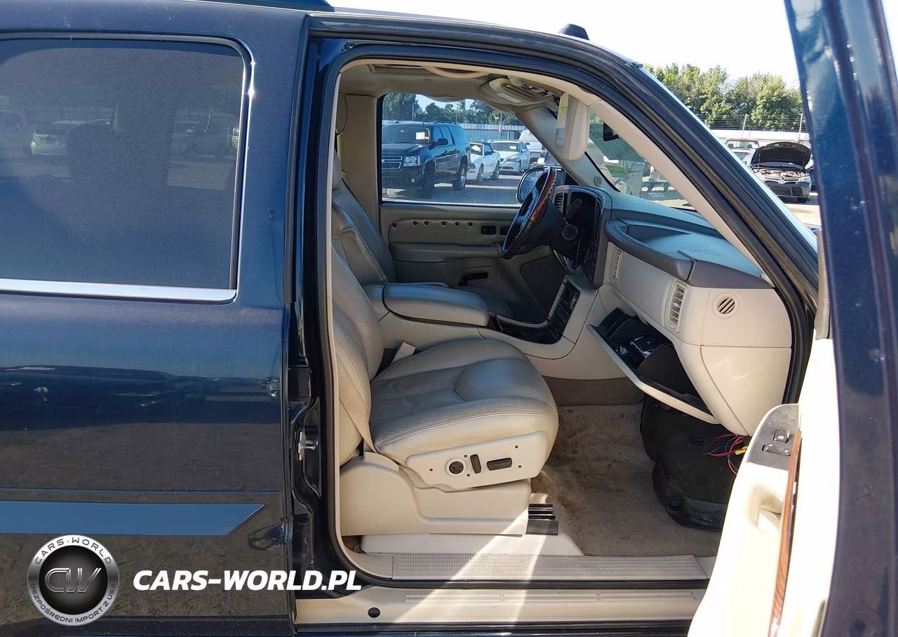 2004 Cadillac Escalade Standard VIN:1GYEC63T74R322653 - 5