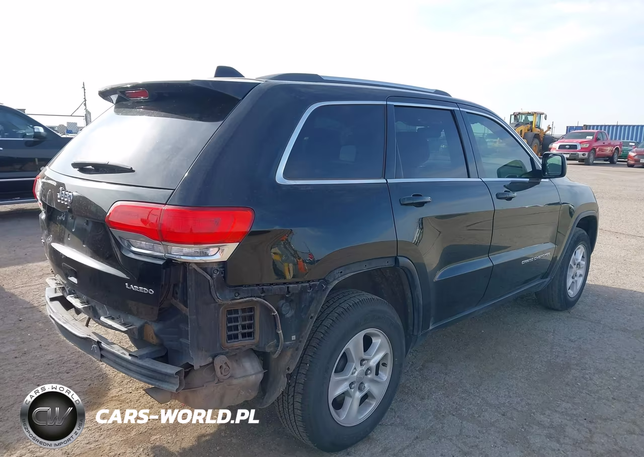 2014 Jeep Grand Cherokee Laredo VIN:1C4RJFAG8EC406858 - 4