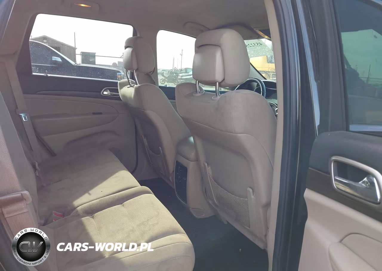 2014 Jeep Grand Cherokee Laredo VIN:1C4RJFAG8EC406858 - 8
