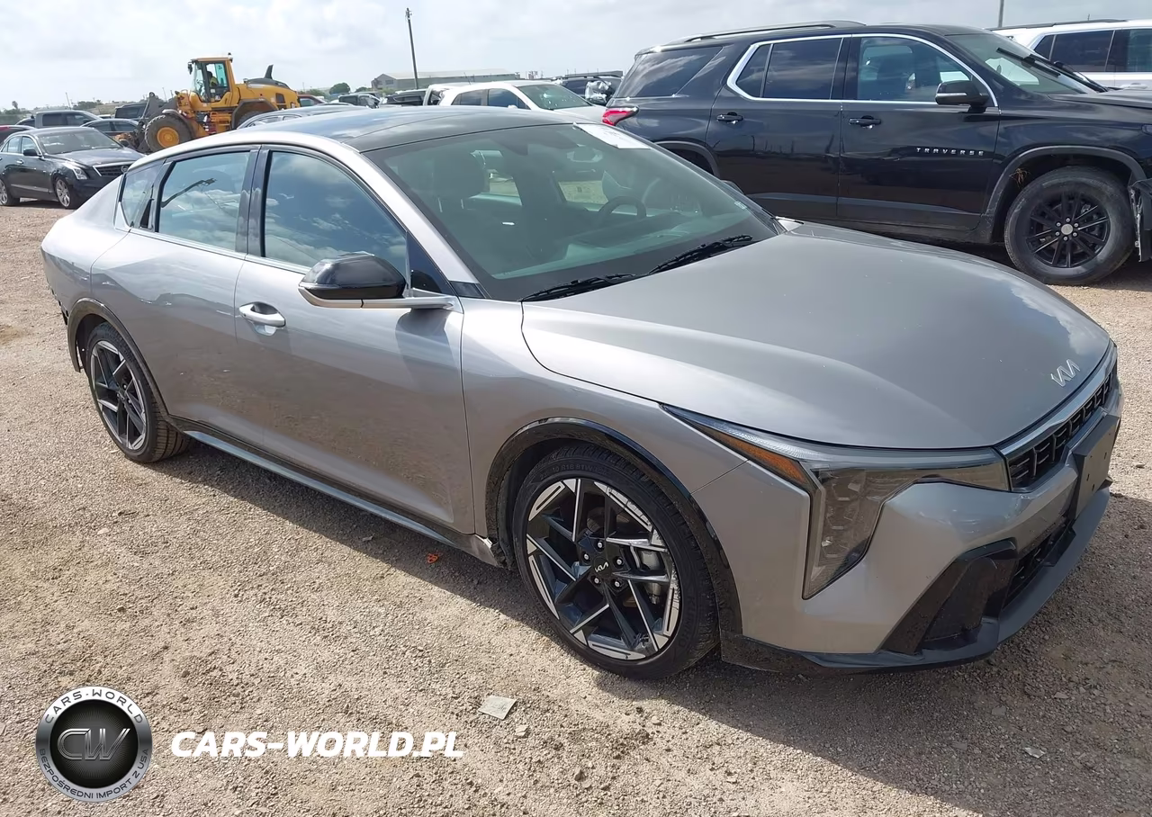 2025 Kia K4 Gt-Line – zdjęcie 1 z 22