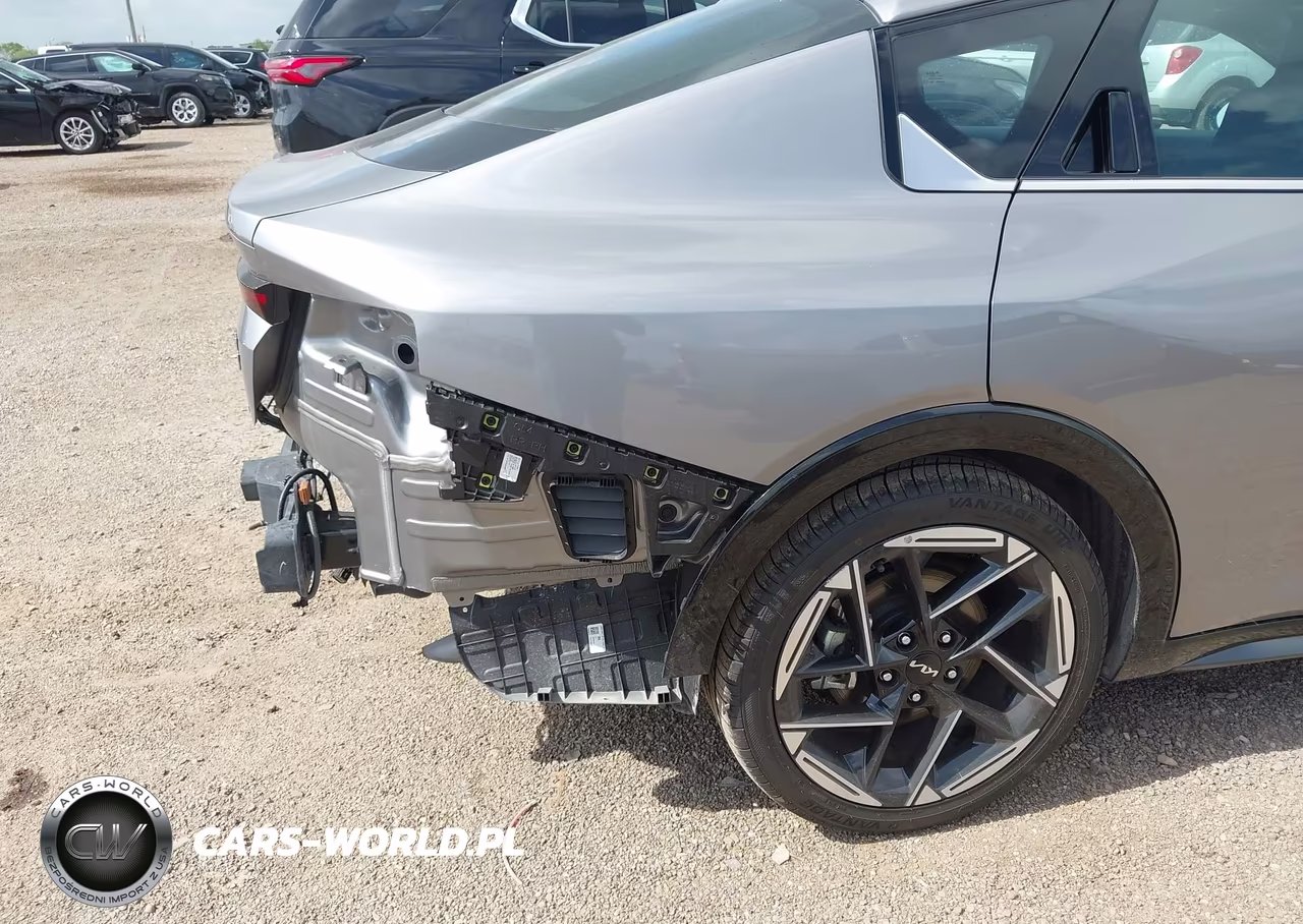 2025 Kia K4 Gt-Line VIN:3KPFW4DE3SE169610 - 19
