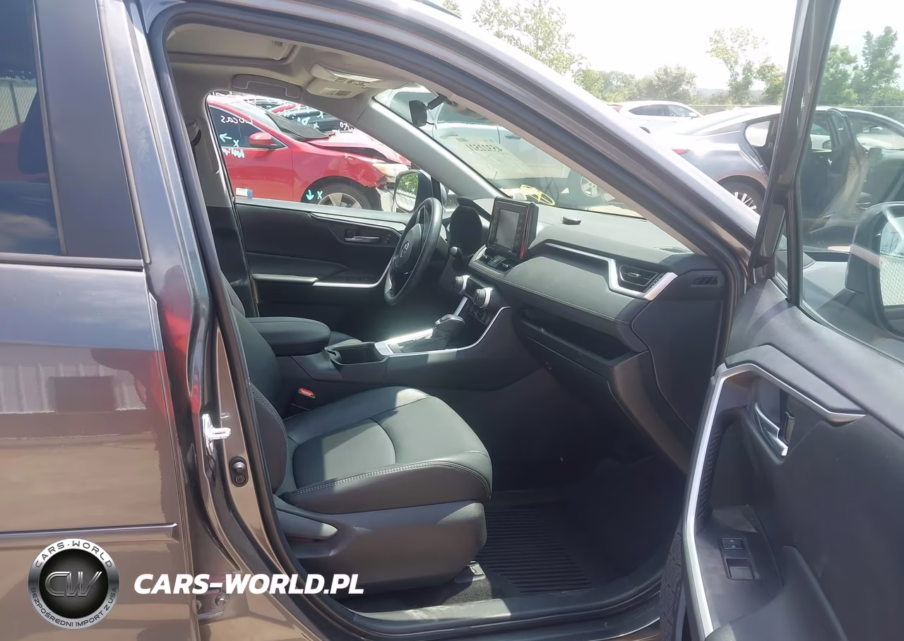 2022 Toyota Rav4 Xle Premium VIN:2T3A1RFV4NC297092 - 5