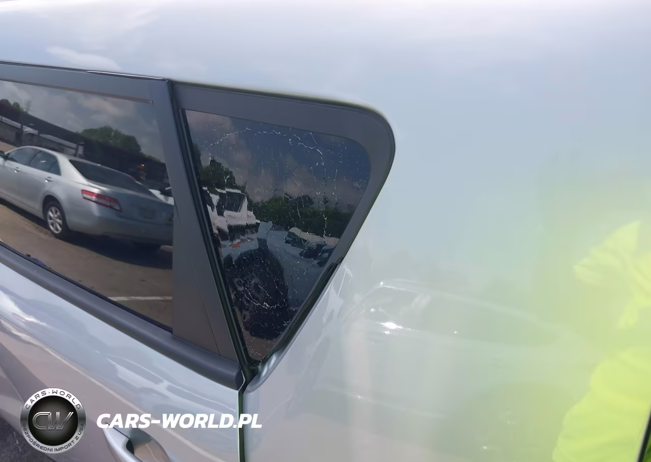 2016 Kia Soul + VIN:KNDJP3A54G7845785 - 13