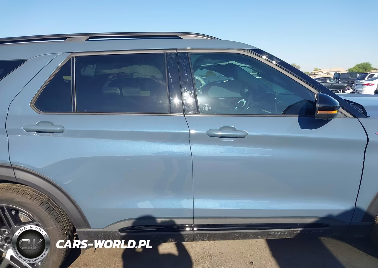 2025 Ford Explorer St-Line VIN:1FMUK7KH5SGD10030 - 13