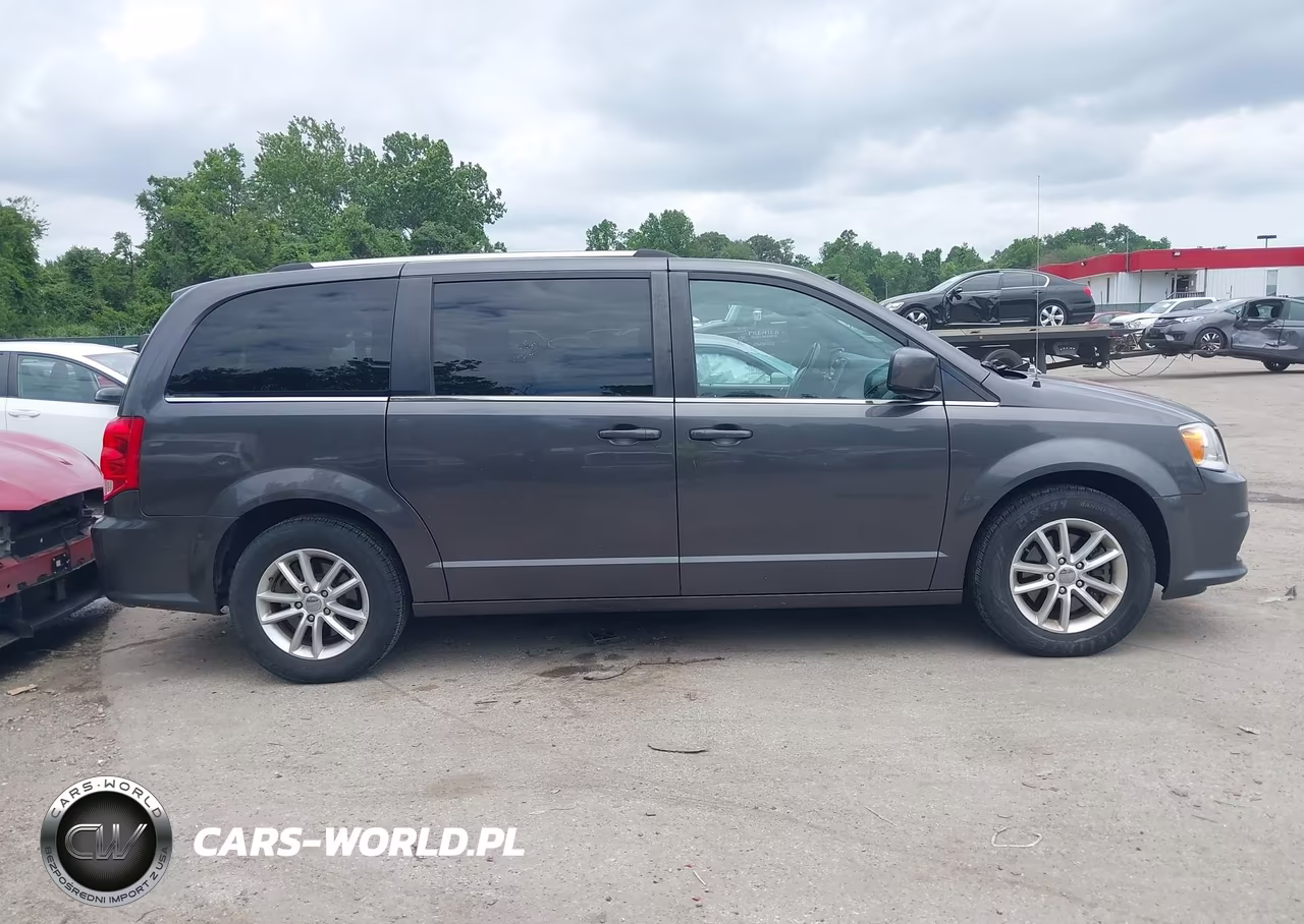 2018 Dodge Grand Caravan Sxt VIN:2C4RDGCG3JR268500 - 13