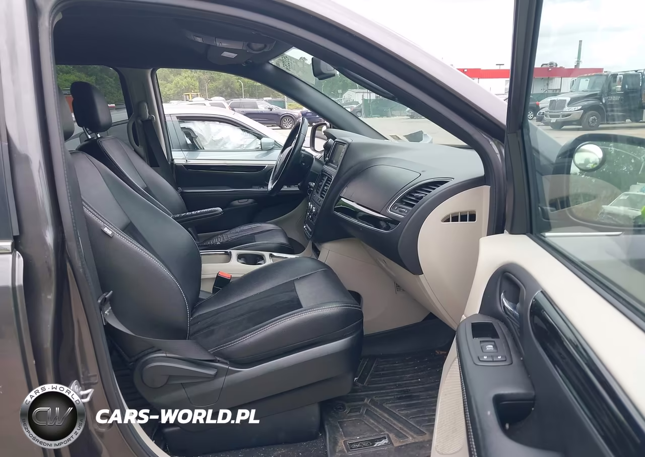 2018 Dodge Grand Caravan Sxt VIN:2C4RDGCG3JR268500 - 5