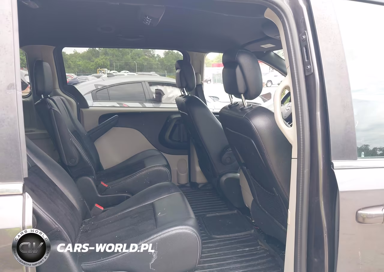 2018 Dodge Grand Caravan Sxt VIN:2C4RDGCG3JR268500 - 8