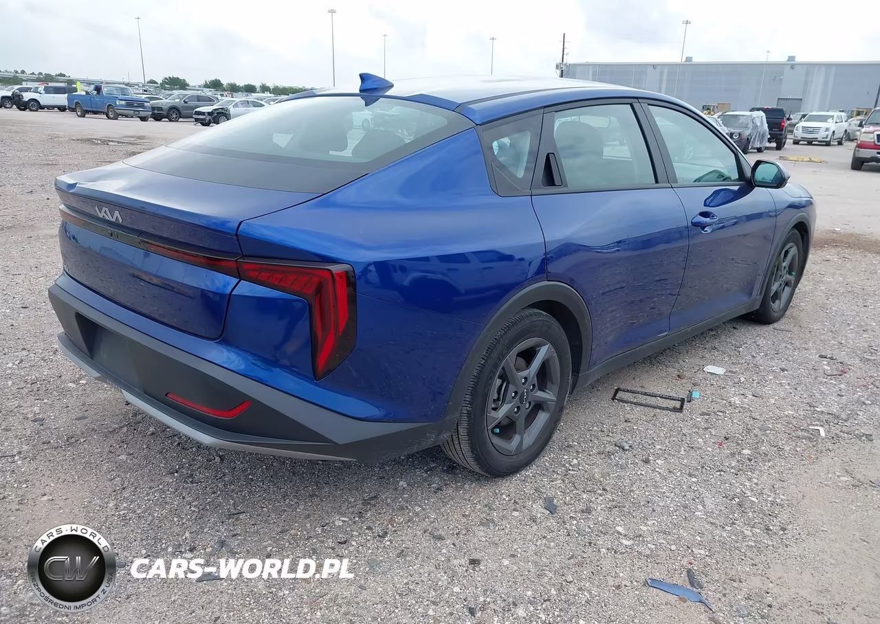 2025 Kia K4 Lxs VIN:3KPFT4DE0SE049854 - 4