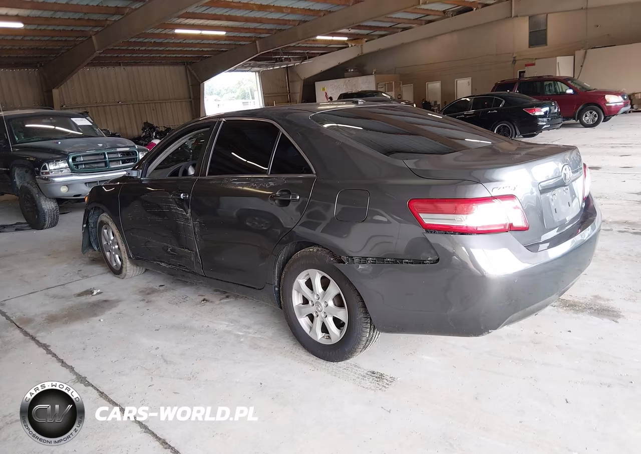 2010 Toyota Camry Le VIN:4T4BF3EK7AR081044 - 3