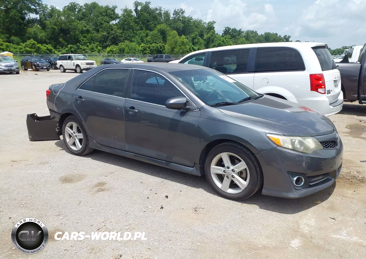 2014 Toyota Camry Se VIN:4T1BF1FK0EU734915 - 14