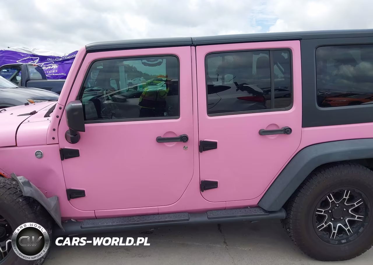 2013 Jeep Wrangler Unlimited Sport VIN:1C4BJWDG7DL543043 - 14